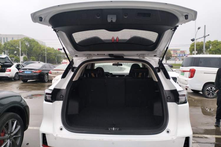 Used CHANGAN CS55PLUS 2024 3rd Generation 1.5T DCT Excellence Model Trunk