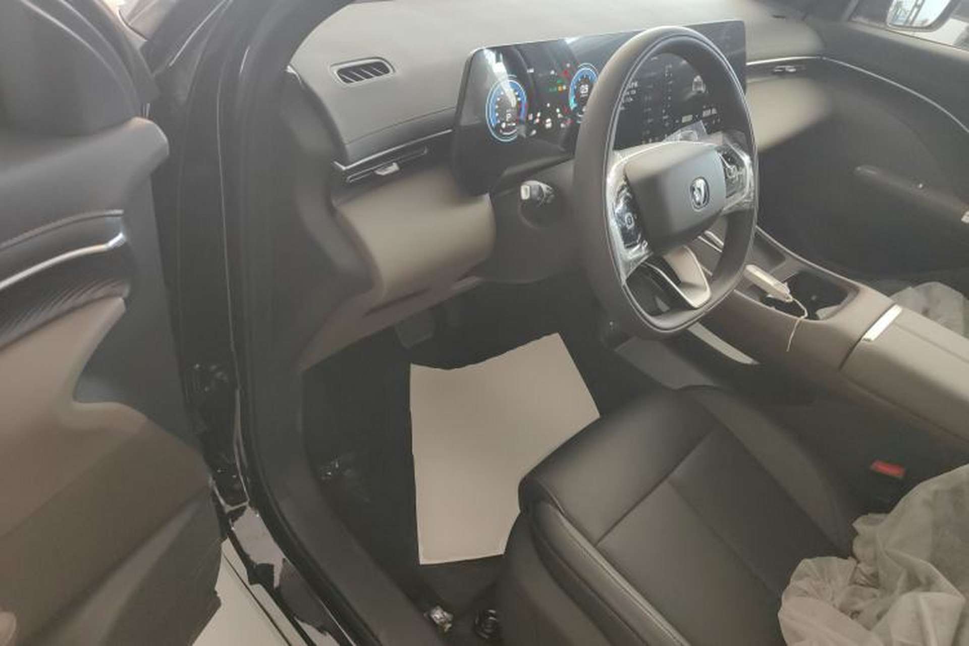 Used CHANGAN CS55PLUS 2026 Model Fourth-Generation New Blue Whale 1.5T Leading Model Driver Seat