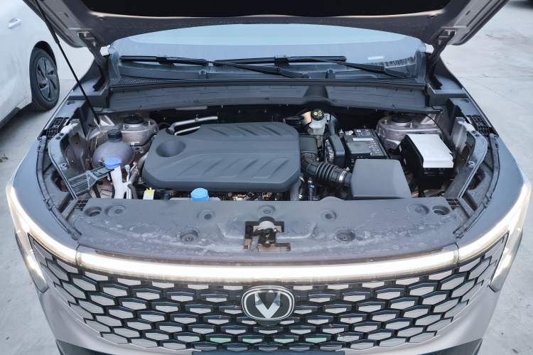 Used CHANGAN CS55PLUS 2026 Fourth Generation New Blue Whale 1.5T TianShu Premium Trim Engine Bay