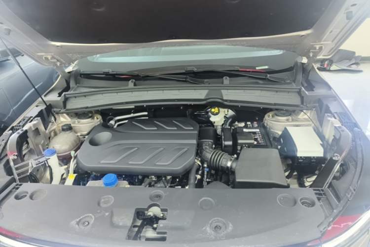 Used CHANGAN CS55PLUS 2026 Fourth Generation New Blue Whale 1.5T TianShu Premium Trim Engine Bay