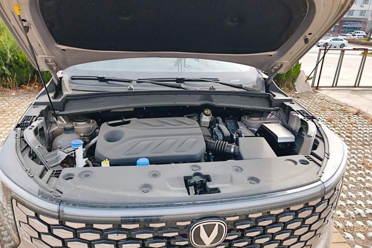 Used CHANGAN CS55PLUS 2026 Fourth Generation New Blue Whale 1.5T TianShu Premium Trim Engine Bay
