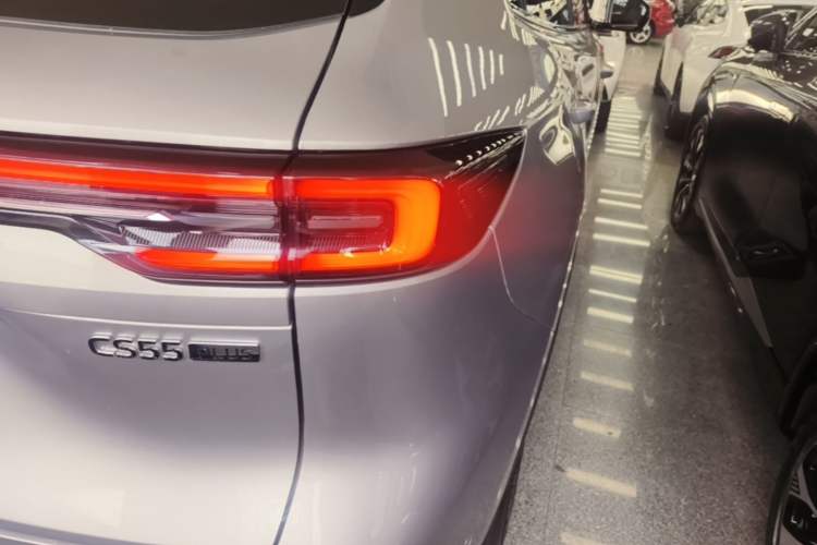 Used CHANGAN CS55PLUS 2026 Fourth Generation New Blue Whale 1.5T TianShu Premium Trim Right Rear Taillight