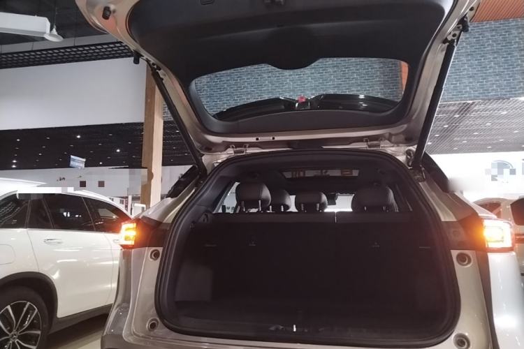 Used CHANGAN CS55PLUS 2026 Fourth Generation New Blue Whale 1.5T TianShu Premium Trim Trunk