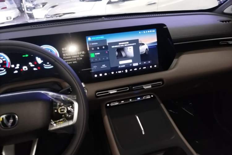 Used CHANGAN CS55PLUS 2026 Model Fourth-Generation New Blue Whale 1.5T Leading Model Audio And AC Panel