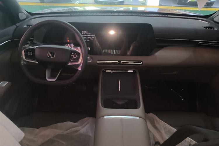 Used CHANGAN CS55PLUS 2026 Model Fourth-Generation New Blue Whale 1.5T Leading Model Center Console