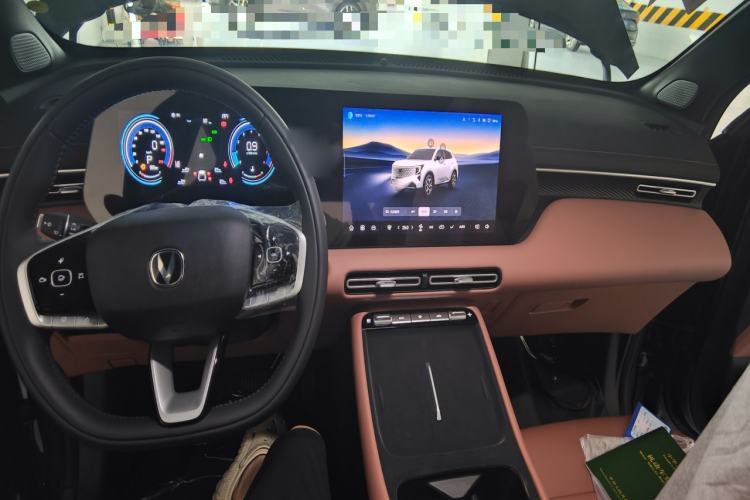Used CHANGAN CS55PLUS 2026 Model Fourth-Generation New Blue Whale 1.5T Leading Model Center Console