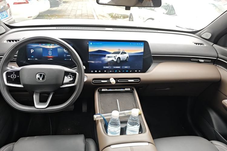 Used CHANGAN CS55PLUS 2026 Fourth Generation New Blue Whale 1.5T TianShu Premium Trim Center Console