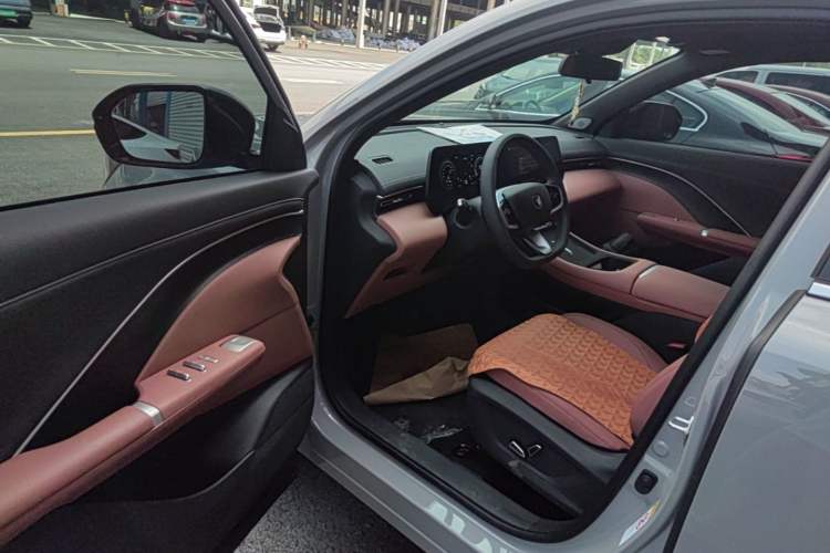 Used CHANGAN CS55PLUS 2026 Model Fourth-Generation New Blue Whale 1.5T Leading Model Driver Seat