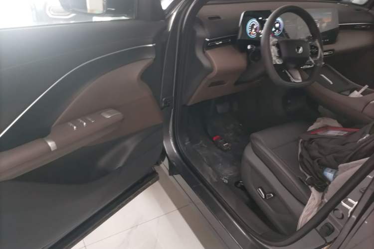 Used CHANGAN CS55PLUS 2026 Model Fourth-Generation New Blue Whale 1.5T Leading Model Driver Seat