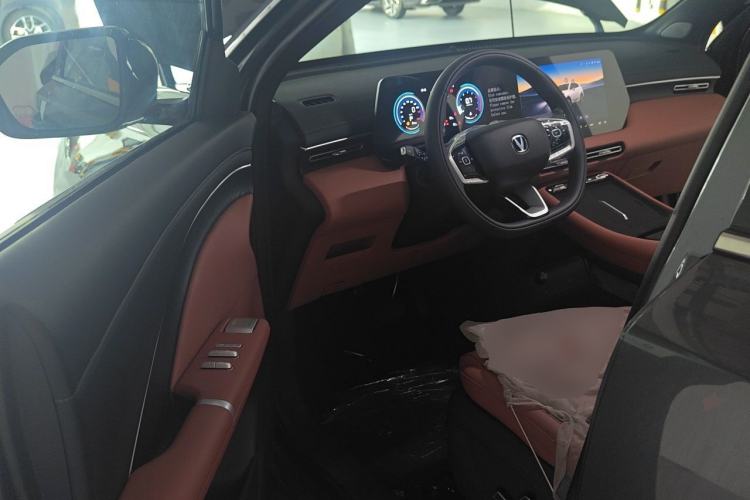 Used CHANGAN CS55PLUS 2026 Model Fourth-Generation New Blue Whale 1.5T Leading Model Driver Seat
