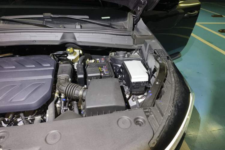 Used CHANGAN CS55PLUS 2026 Model, 4th Generation New Blue Whale 1.5T Tianxu Luxury Version Engine Bay Left