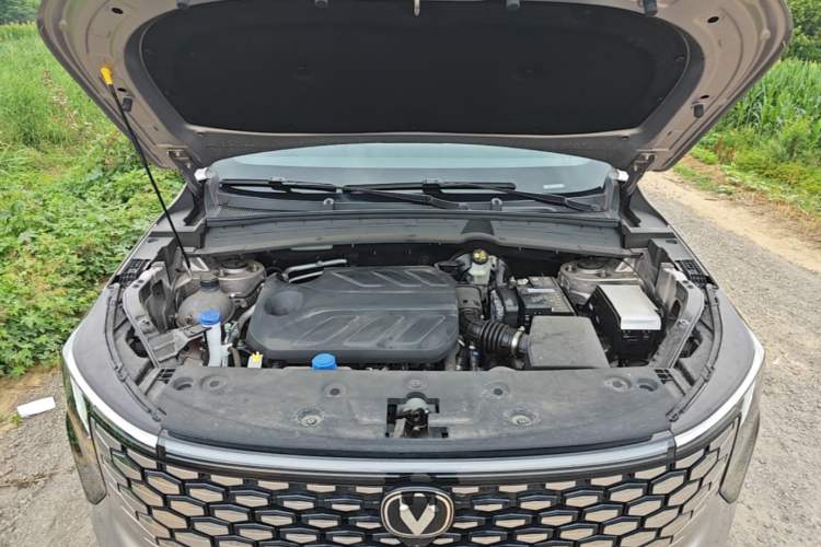 Used CHANGAN CS55PLUS 2026 Fourth Generation New Blue Whale 1.5T TianShu Premium Trim Engine Bay