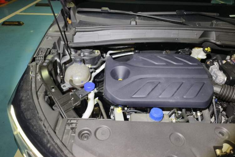 Used CHANGAN CS55PLUS 2026 Model, 4th Generation New Blue Whale 1.5T Tianxu Luxury Version Engine Bay Right