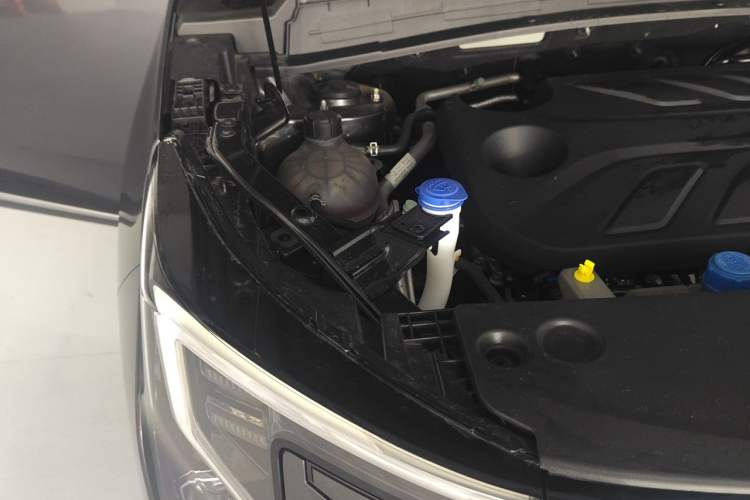 Used CHANGAN CS55PLUS 2026 Model Fourth-Generation New Blue Whale 1.5T Leading Model Engine Bay Right