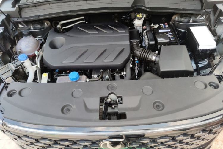 Used CHANGAN CS55PLUS 2026 Model Fourth-Generation New Blue Whale 1.5T Leading Model Engine Bay