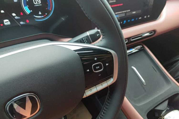 Used CHANGAN CS55PLUS 2026 Model Fourth-Generation New Blue Whale 1.5T Leading Model Gear Lever