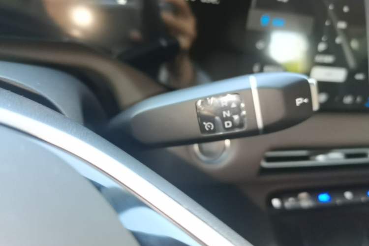 Used CHANGAN CS55PLUS 2026 Fourth Generation New Blue Whale 1.5T TianShu Premium Trim Gear Lever