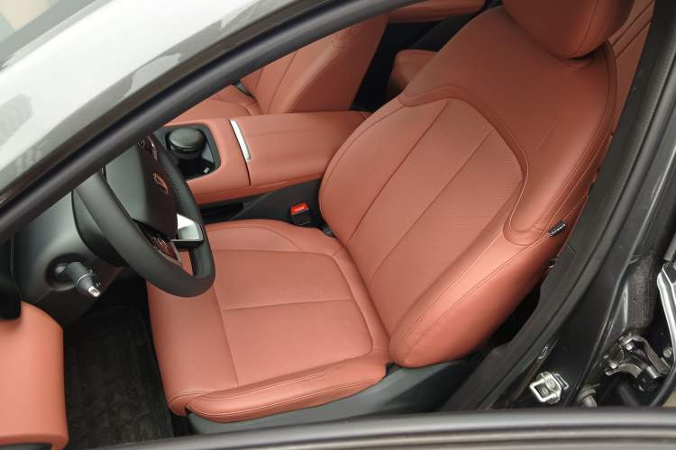 Used CHANGAN CS55PLUS 2026 Model, 4th Generation New Blue Whale 1.5T Tianxu Luxury Version Left Front Seat