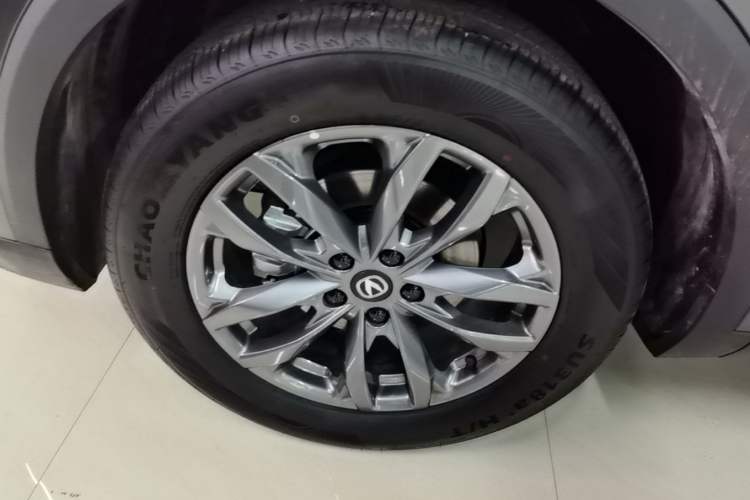 Used CHANGAN CS55PLUS 2026 Model Fourth-Generation New Blue Whale 1.5T Leading Model Left Front Wheel Hub