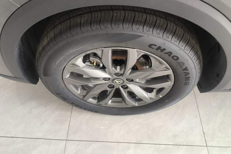 Used CHANGAN CS55PLUS 2026 Model Fourth-Generation New Blue Whale 1.5T Leading Model Left Front Wheel Hub