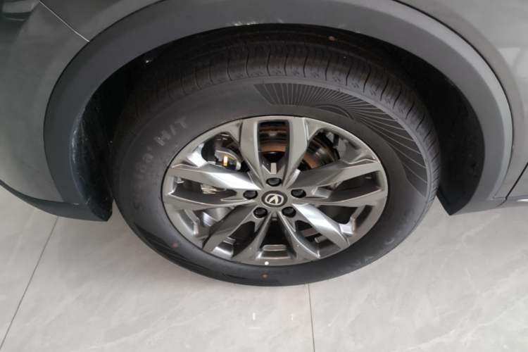 Used CHANGAN CS55PLUS 2026 Model Fourth-Generation New Blue Whale 1.5T Leading Model Left Front Wheel Hub
