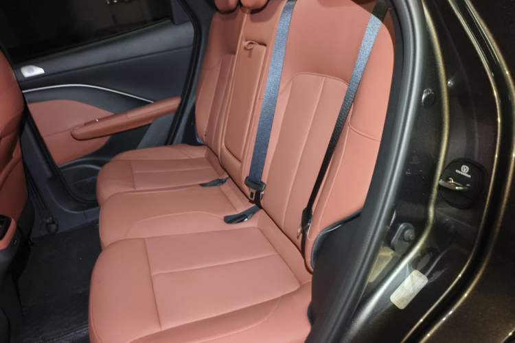 Used CHANGAN CS55PLUS 2026 Model, 4th Generation New Blue Whale 1.5T Tianxu Luxury Version Left Rear Seat