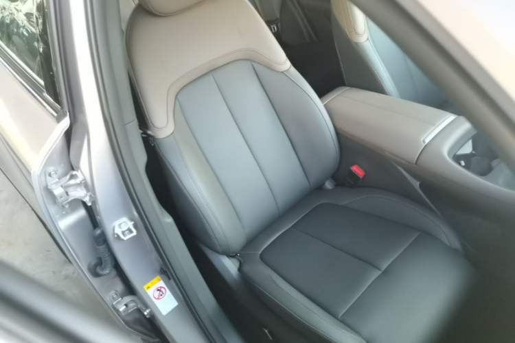 Used CHANGAN CS55PLUS 2026 Fourth Generation New Blue Whale 1.5T TianShu Premium Trim Right Front Seat