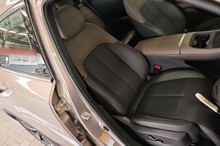 Used CHANGAN CS55PLUS 2026 Fourth Generation New Blue Whale 1.5T TianShu Premium Trim Right Front Seat