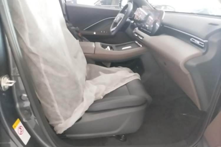 Used CHANGAN CS55PLUS 2026 Model Fourth-Generation New Blue Whale 1.5T Leading Model Right Front Seat