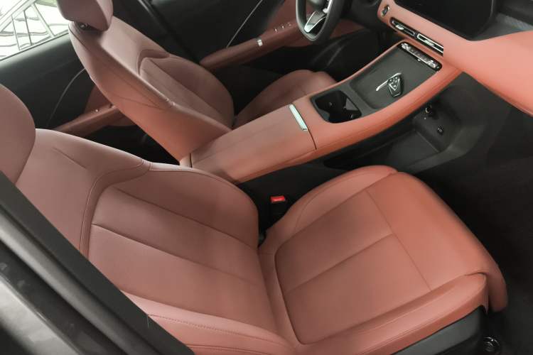 Used CHANGAN CS55PLUS 2026 Fourth Generation New Blue Whale 1.5T TianShu Premium Trim Right Front Seat