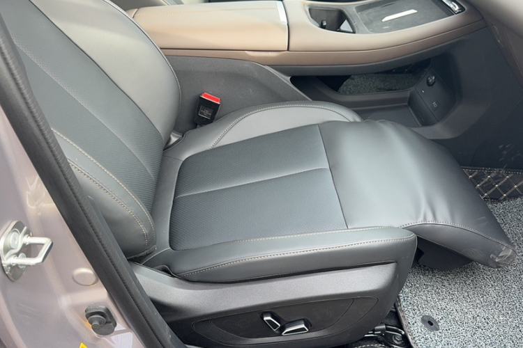 Used CHANGAN CS55PLUS 2026 Fourth Generation New Blue Whale 1.5T TianShu Premium Trim Right Front Seat