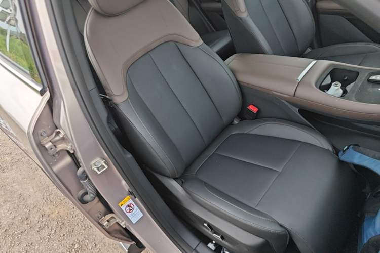 Used CHANGAN CS55PLUS 2026 Fourth Generation New Blue Whale 1.5T TianShu Premium Trim Right Front Seat