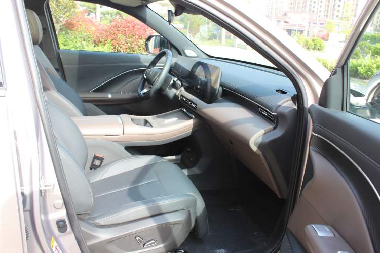 Used CHANGAN CS55PLUS 2026 Fourth Generation New Blue Whale 1.5T TianShu Premium Trim Right Front Seat