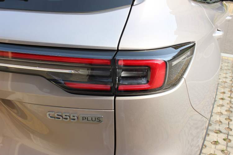 Used CHANGAN CS55PLUS 2026 Fourth Generation New Blue Whale 1.5T TianShu Premium Trim Right Rear Taillight