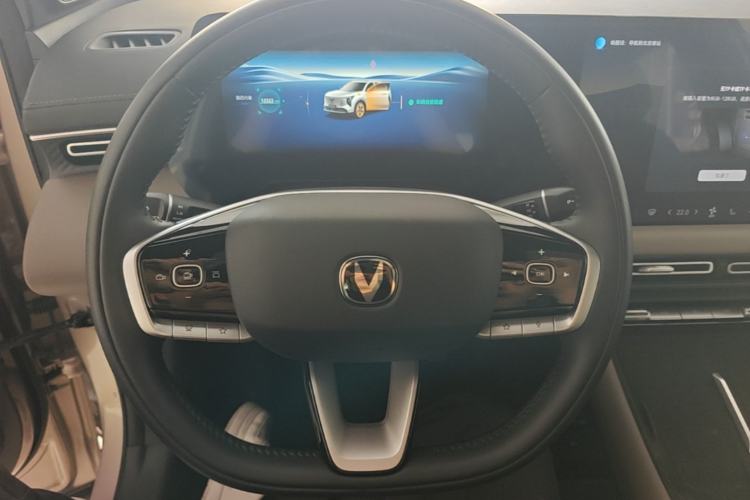 Used CHANGAN CS55PLUS 2026 Fourth Generation New Blue Whale 1.5T TianShu Premium Trim Steering Wheel