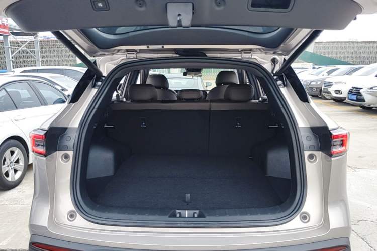 Used CHANGAN CS55PLUS 2026 Fourth Generation New Blue Whale 1.5T TianShu Premium Trim Trunk