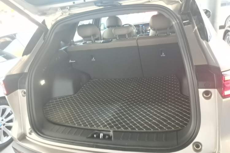 Used CHANGAN CS55PLUS 2026 Fourth Generation New Blue Whale 1.5T TianShu Premium Trim Trunk