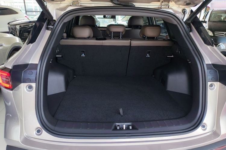 Used CHANGAN CS55PLUS 2026 Fourth Generation New Blue Whale 1.5T TianShu Premium Trim Trunk