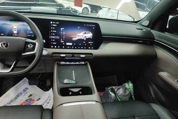 Used CHANGAN CS55PLUS 2026 Fourth Generation New Blue Whale 1.5T TianShu Premium Trim Audio And AC Panel