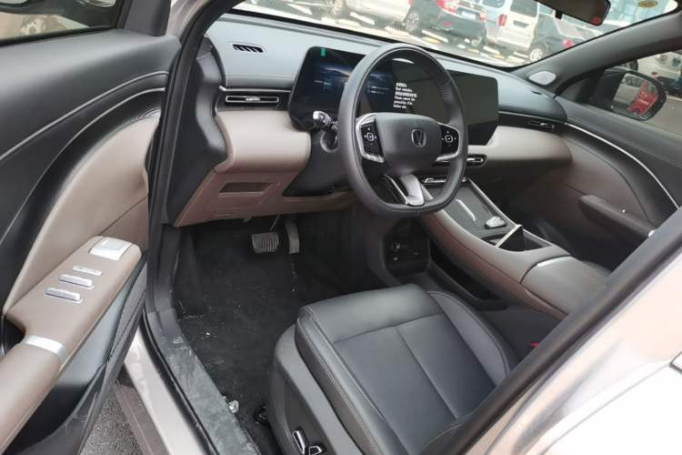 Used CHANGAN CS55PLUS 2026 Fourth Generation New Blue Whale 1.5T TianShu Premium Trim Driver Seat