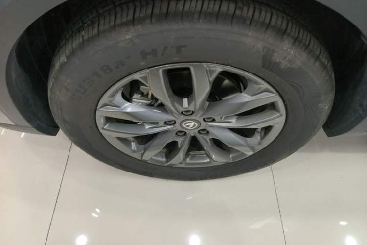Used CHANGAN CS55PLUS 2026 Model Fourth-Generation New Blue Whale 1.5T Leading Model Left Front Wheel Hub