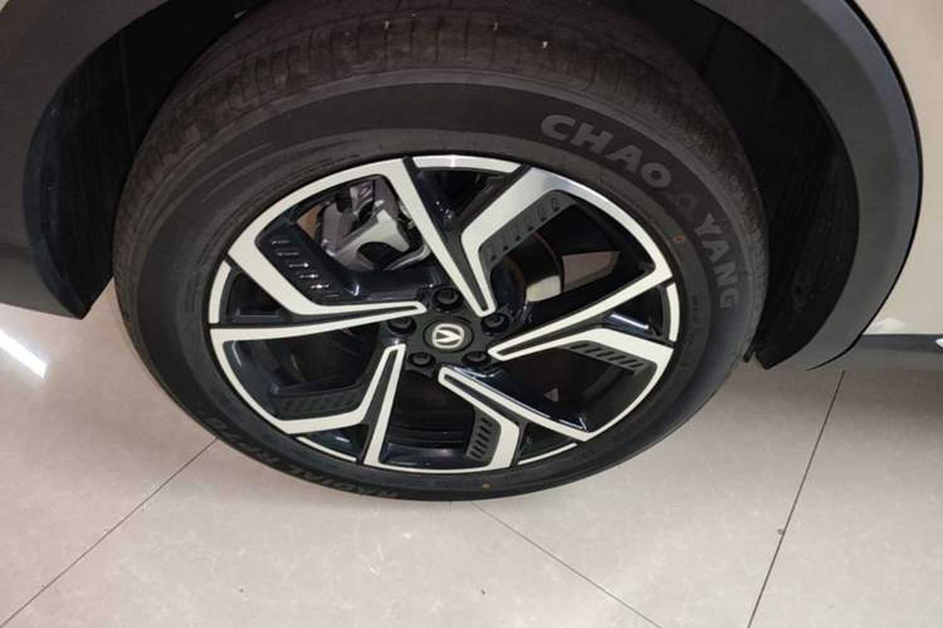 Used CHANGAN CS55PLUS 2026 Fourth Generation New Blue Whale 1.5T TianShu Premium Trim Right Rear Wheel Hub