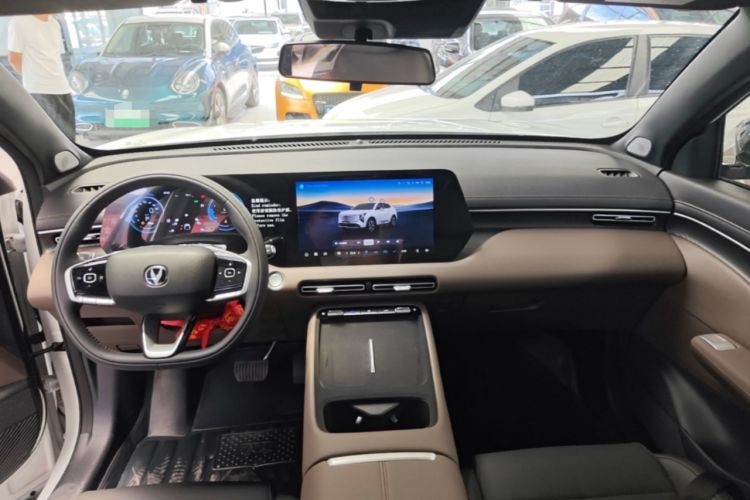 Used CHANGAN CS55PLUS 2026 Model Fourth-Generation New Blue Whale 1.5T Leading Model Center Console