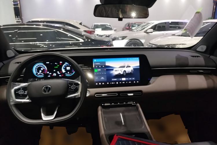 Used CHANGAN CS55PLUS 2026 Model Fourth-Generation New Blue Whale 1.5T Leading Model Center Console