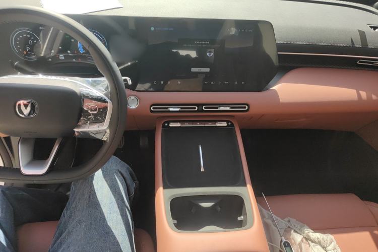 Used CHANGAN CS55PLUS 2026 Model Fourth-Generation New Blue Whale 1.5T Leading Model Center Console