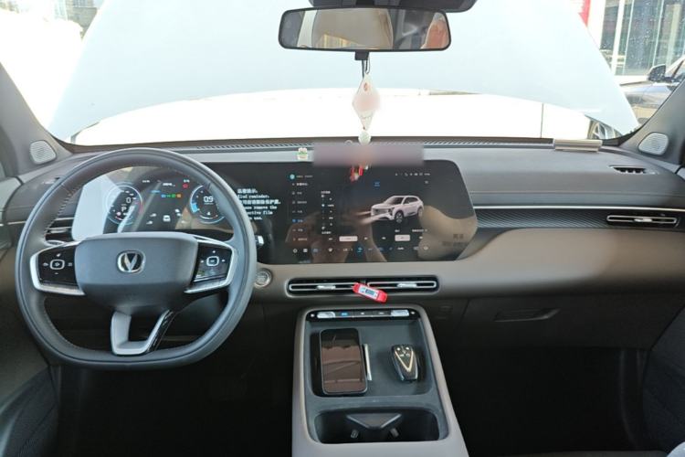 Used CHANGAN CS55PLUS 2026 Model Fourth-Generation New Blue Whale 1.5T Leading Model Center Console