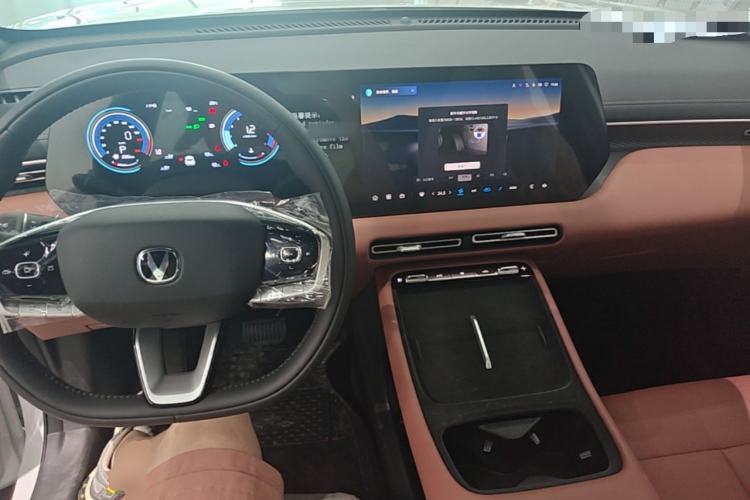 Used CHANGAN CS55PLUS 2026 Model Fourth-Generation New Blue Whale 1.5T Leading Model Center Console