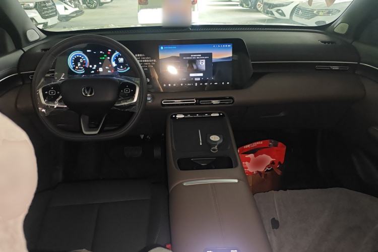 Used CHANGAN CS55PLUS 2026 Model Fourth-Generation New Blue Whale 1.5T Leading Model Center Console
