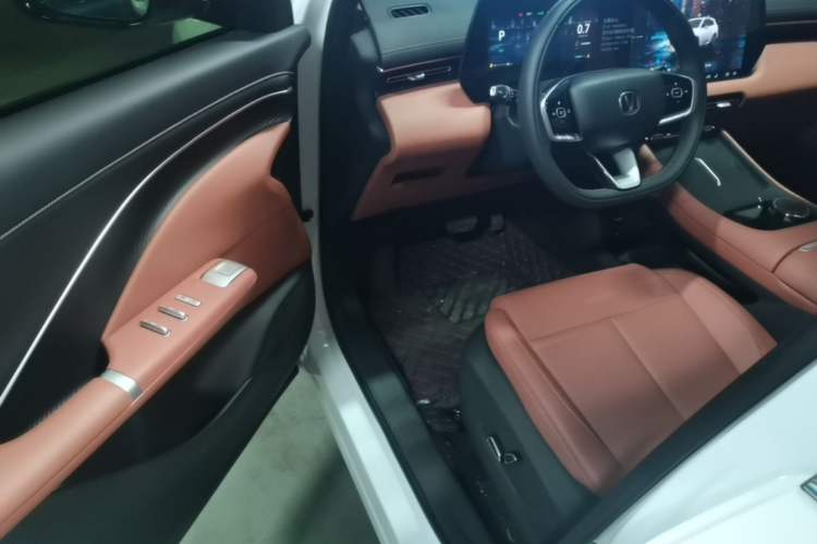 Used CHANGAN CS55PLUS 2026 Model, 4th Generation New Blue Whale 1.5T Tianxu Luxury Version Driver Seat