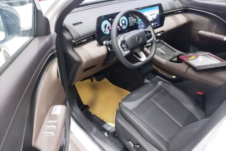 Used CHANGAN CS55PLUS 2026 Model Fourth-Generation New Blue Whale 1.5T Leading Model Driver Seat